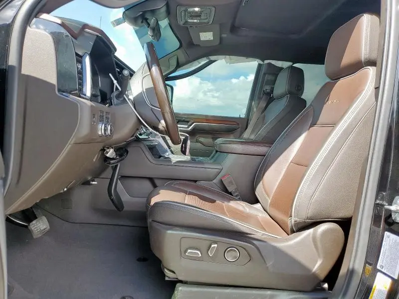 2024 GMC SIERRA K2500 DENALI  