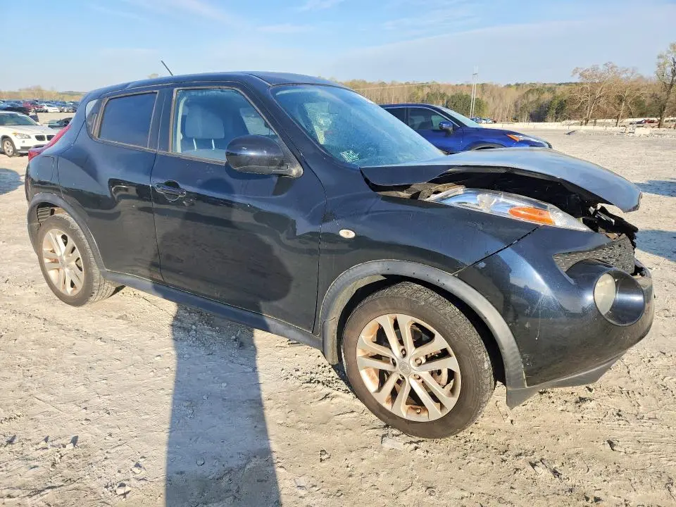 2013 NISSAN JUKE S  