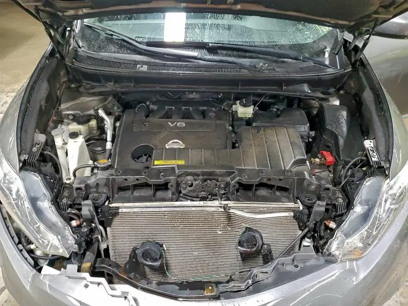 2013 NISSAN MURANO S  