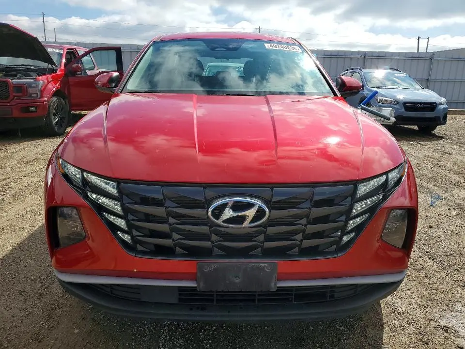 2023 HYUNDAI TUCSON SE  