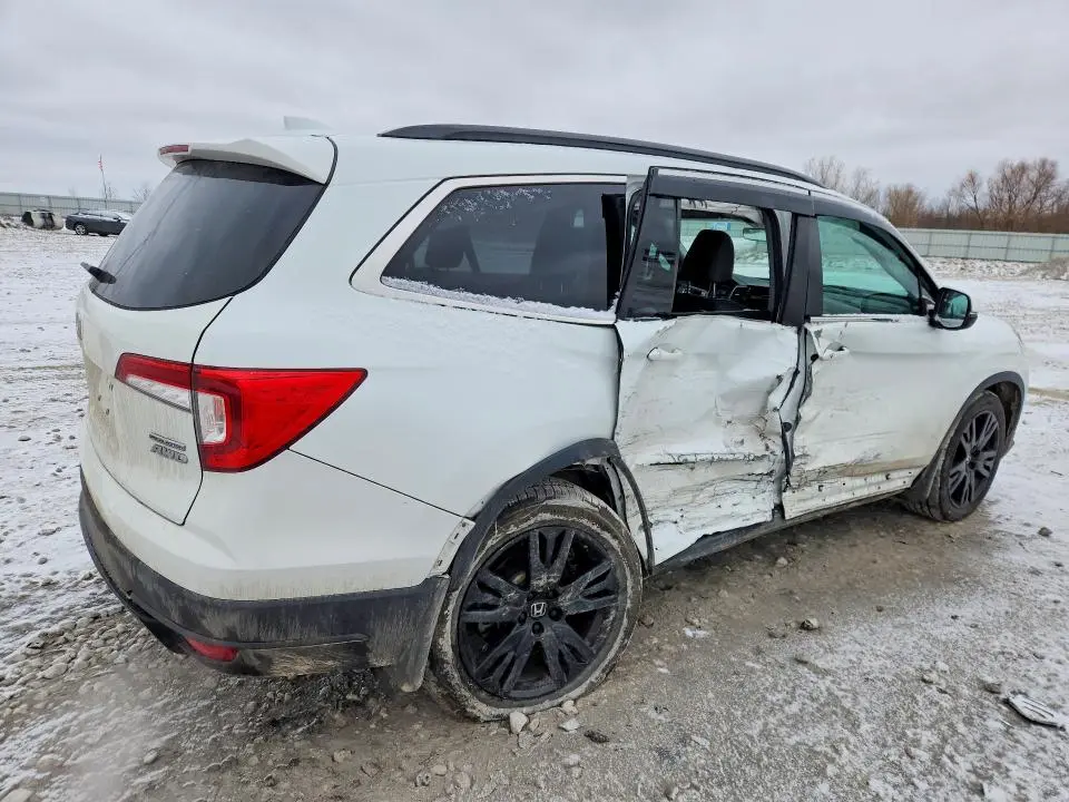 2021 HONDA PILOT SE  