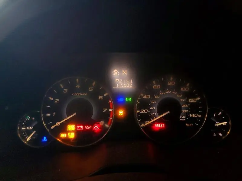 2011 SUBARU LEGACY 2.5I LIMITED  