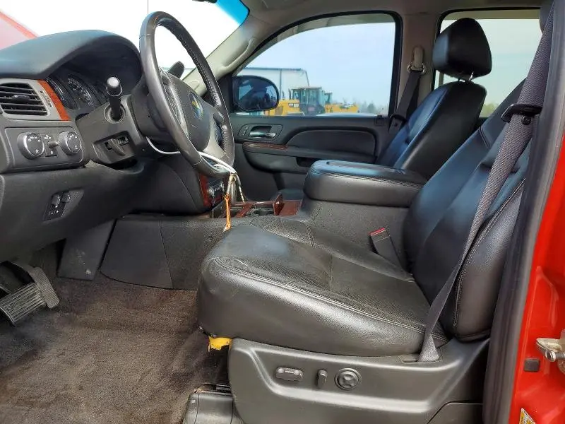 2011 CHEVROLET AVALANCHE LTZ  