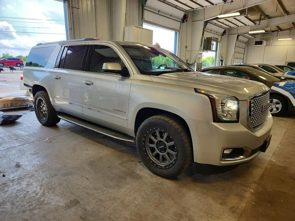 2016 GMC YUKON XL DENALI  