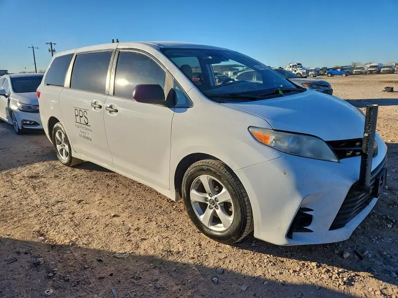 2020 TOYOTA SIENNA L  