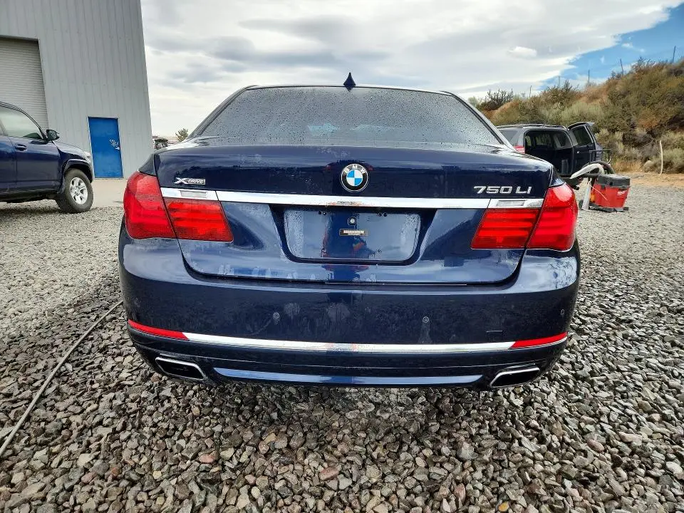 2014 BMW 750 LXI  