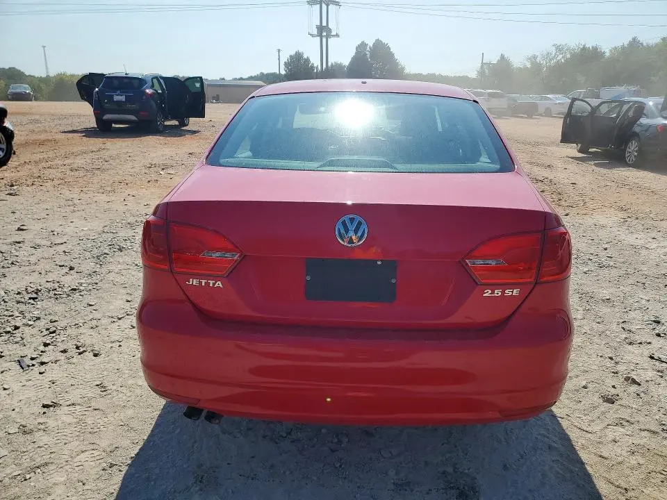 2012 VOLKSWAGEN JETTA SE  