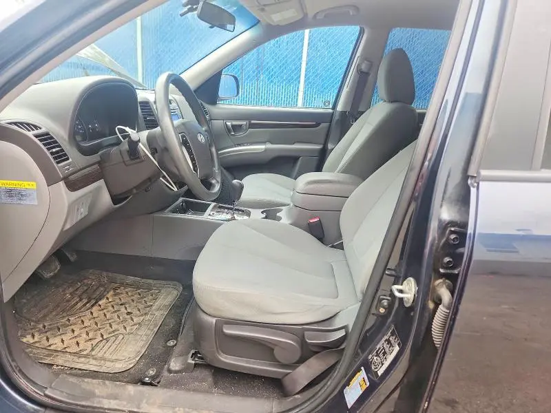 2010 HYUNDAI SANTA FE GLS  