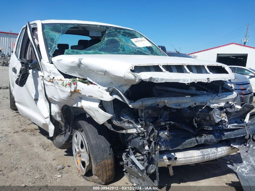 2017 TOYOTA TUNDRA SR 4.6L V8