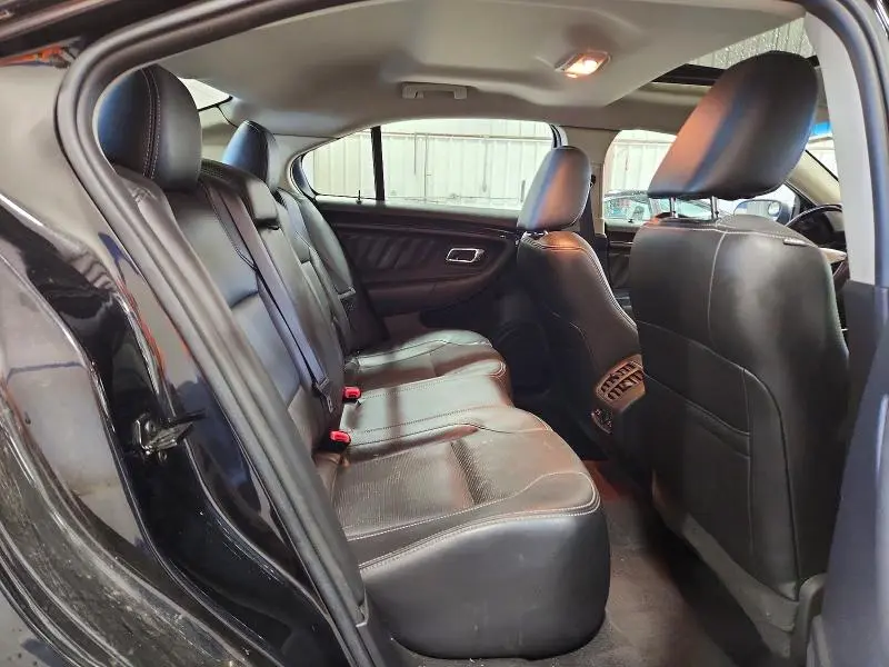 2010 FORD TAURUS LIMITED  