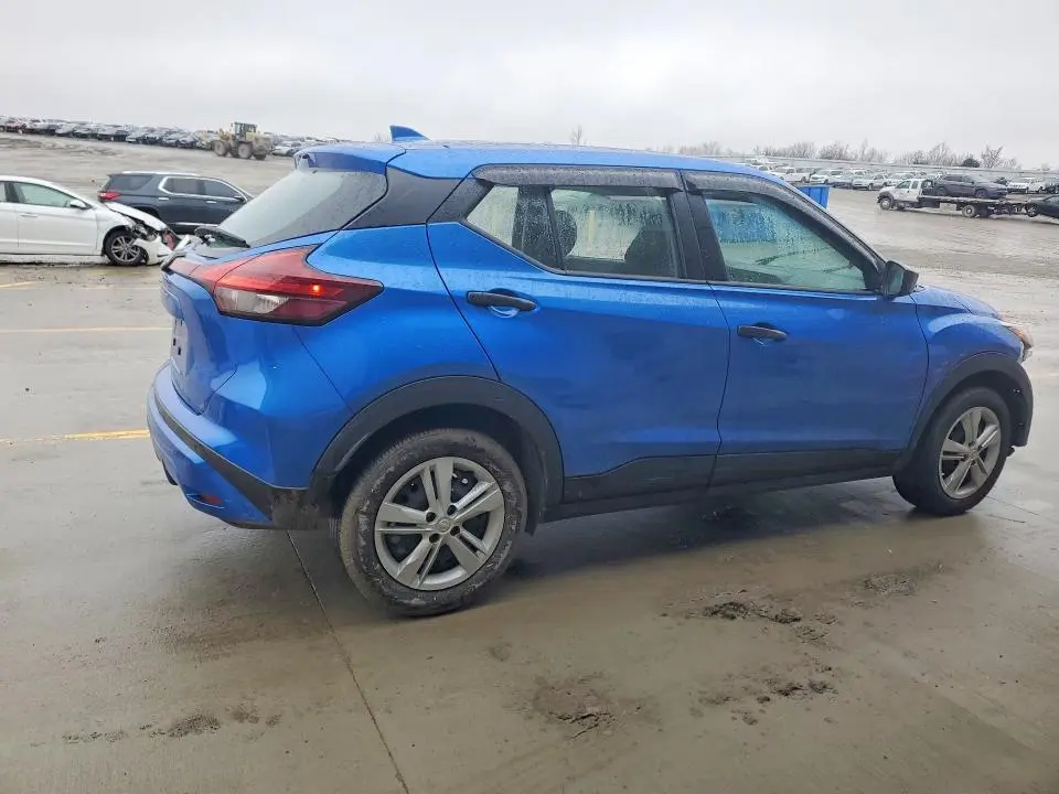 2024 NISSAN KICKS S  