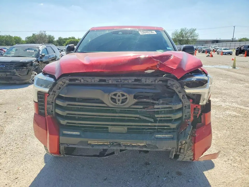 2022 TOYOTA TUNDRA SR5  