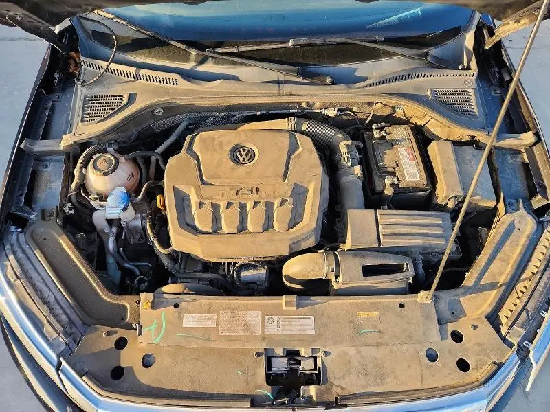 2020 VOLKSWAGEN PASSAT SE  