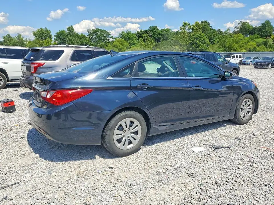 2011 HYUNDAI SONATA GLS  