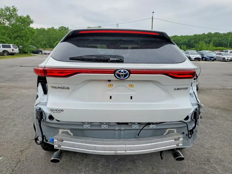 2024 TOYOTA VENZA LIMITED  