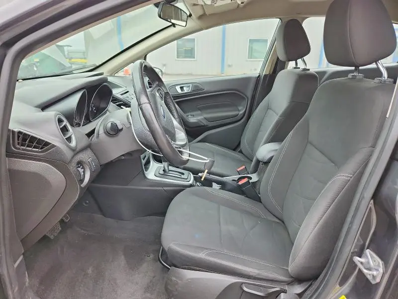 2016 FORD FIESTA SE  