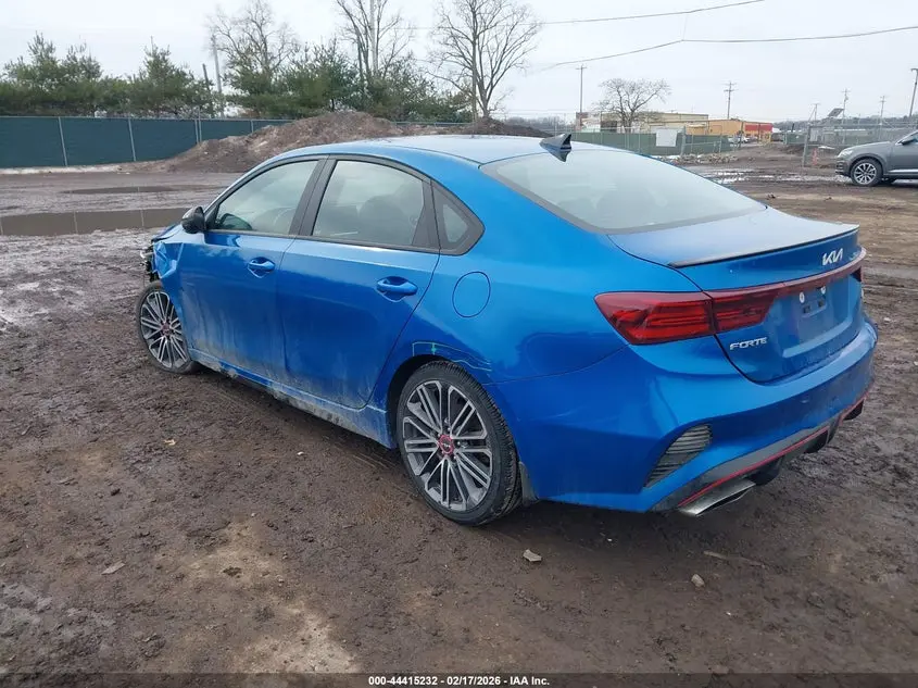 2022 KIA FORTE GT