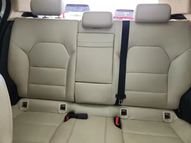 2015 MERCEDES-BENZ GLA 250  