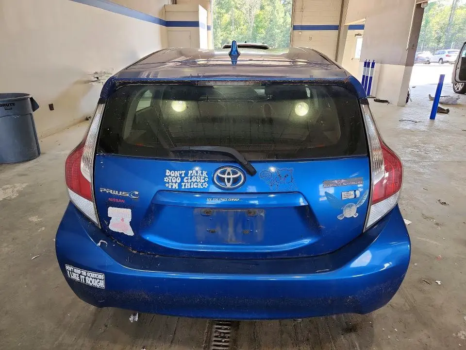 2016 TOYOTA PRIUS C THREE  