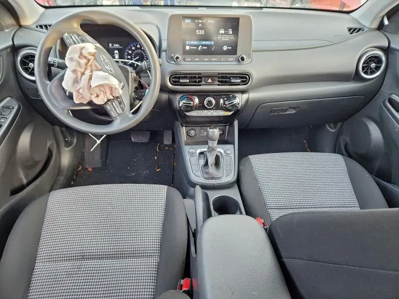 2023 HYUNDAI KONA SE  