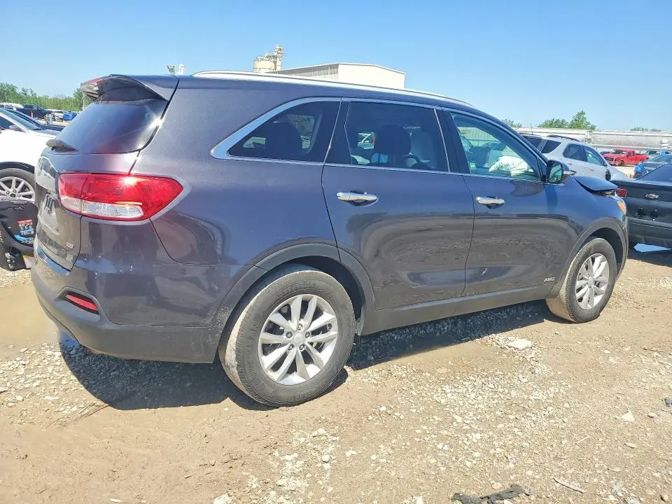 2018 KIA SORENTO LX  