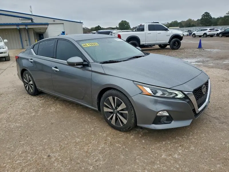 2019 NISSAN ALTIMA SL  