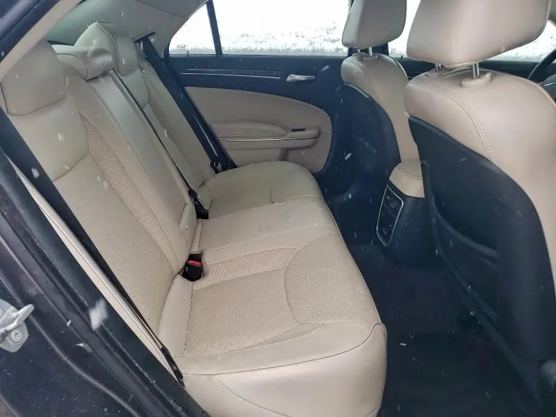 2018 CHRYSLER 300 LIMITED  