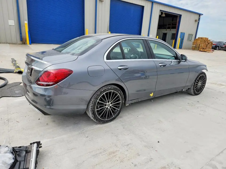 2021 MERCEDES-BENZ C 300  