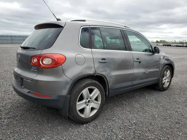 2011 VOLKSWAGEN TIGUAN S