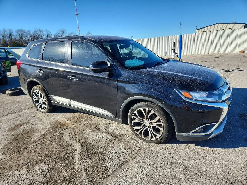 2018 MITSUBISHI OUTLANDER SE  