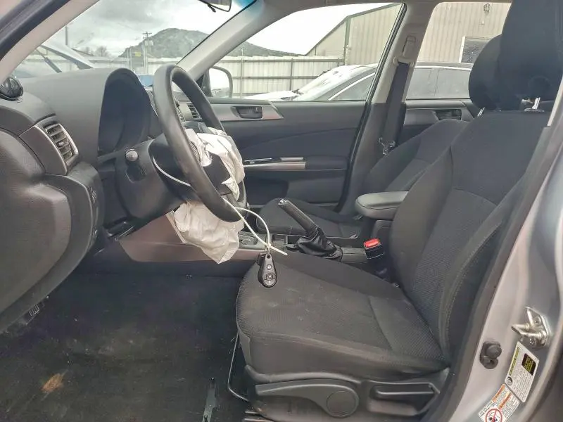2013 SUBARU FORESTER 2.5X  