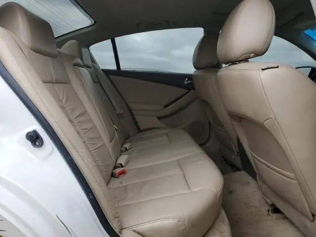 2010 NISSAN ALTIMA BASE  