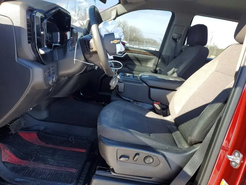 2023 CHEVROLET SILVERADO K1500 LT  