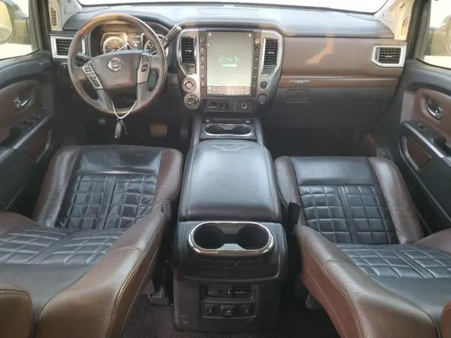 2017 NISSAN TITAN SV  
