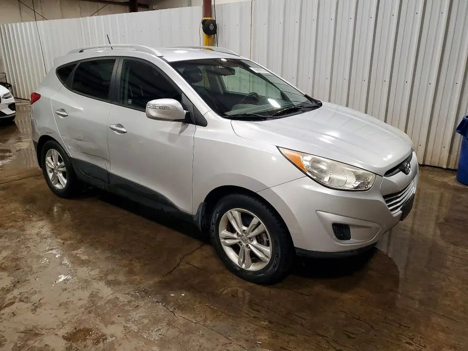 2012 HYUNDAI TUCSON GLS  