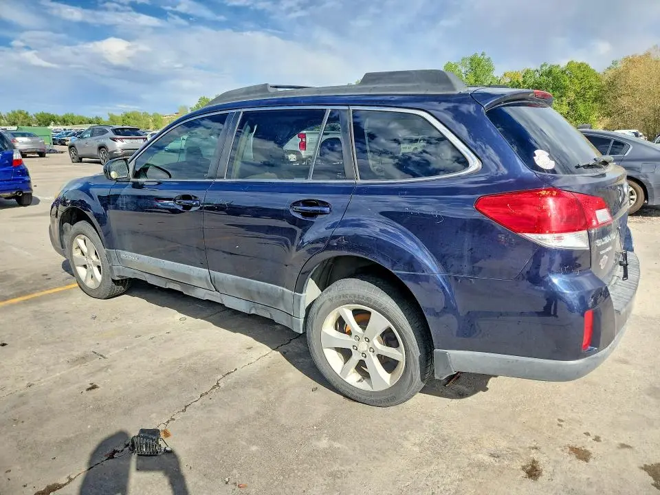 2013 SUBARU OUTBACK 2.5I PREMIUM  