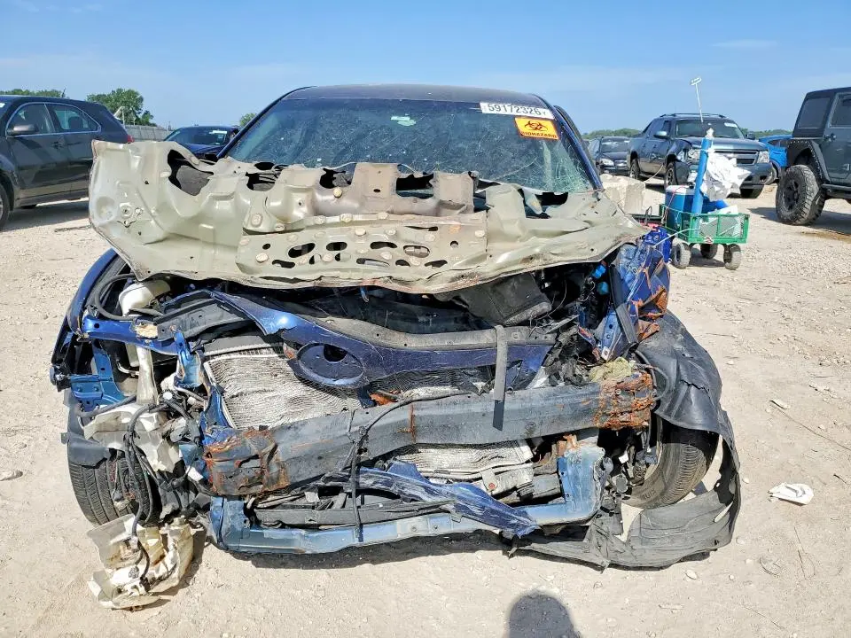 2011 TOYOTA CAMRY SE  