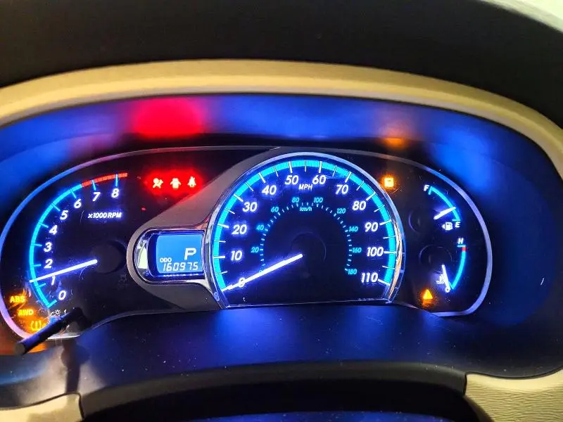 2013 TOYOTA SIENNA XLE  