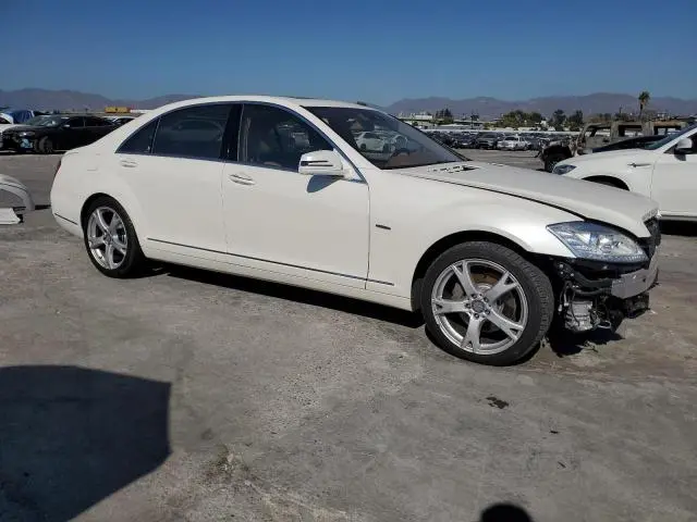 2011 MERCEDES-BENZ S 400  