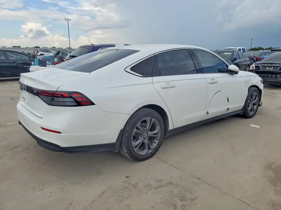 2024 HONDA ACCORD EX  