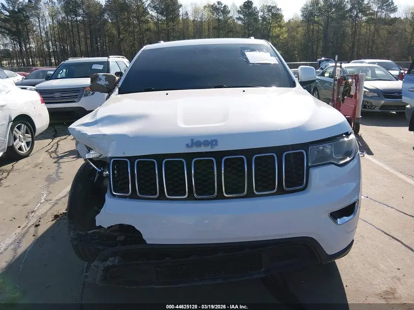 2020 JEEP GRAND CHEROKEE LAREDO E 4X2