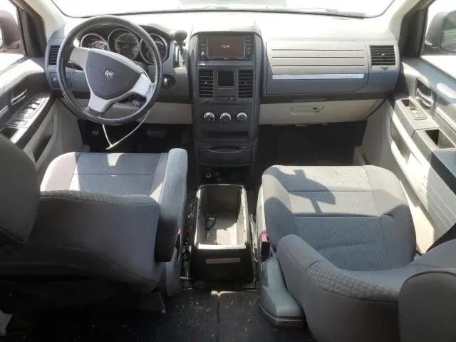 2010 DODGE GRAND CARAVAN SE  
