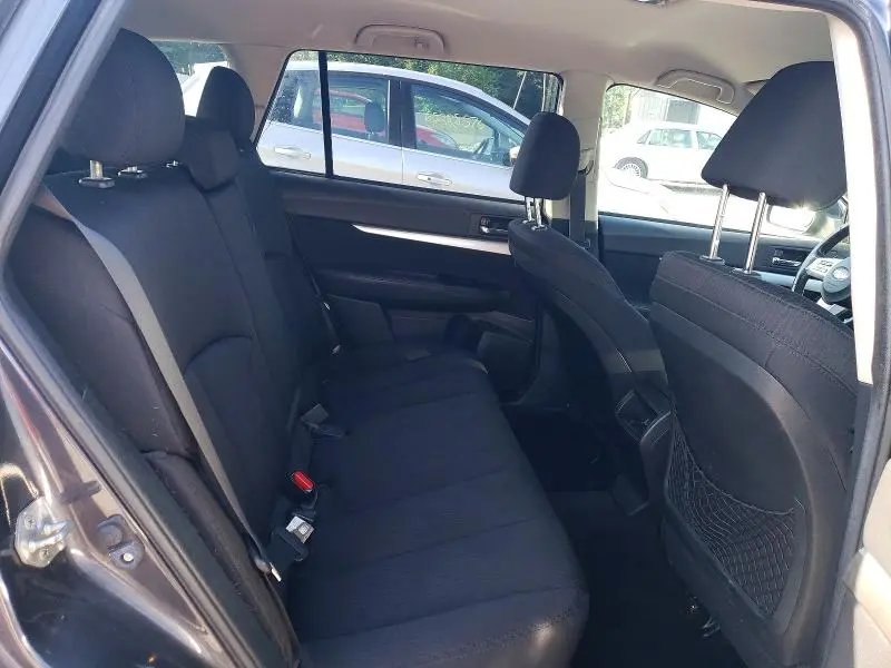 2010 SUBARU OUTBACK 2.5I PREMIUM  