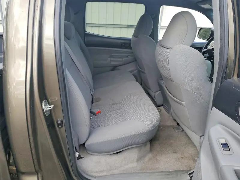 2010 TOYOTA TACOMA V6  
