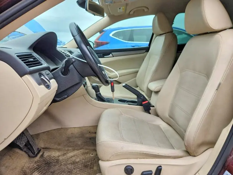 2014 VOLKSWAGEN PASSAT SE  
