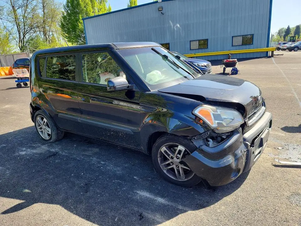 2010 KIA SOUL +  
