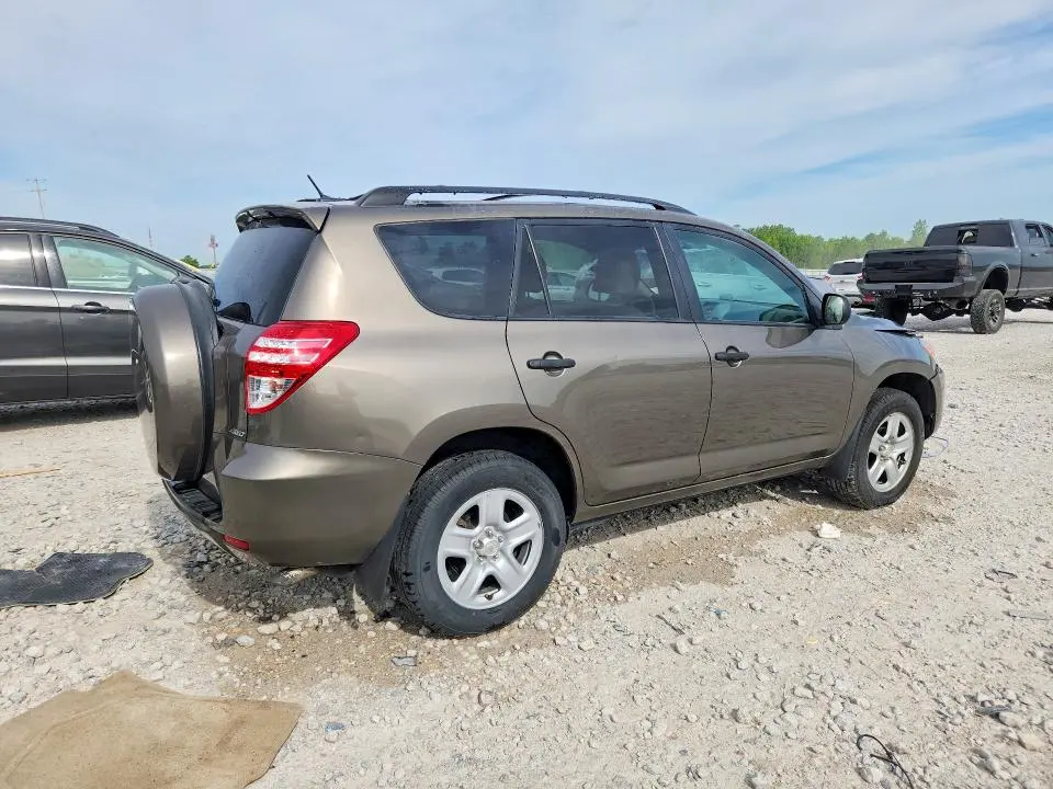 2011 TOYOTA RAV4 BASE  