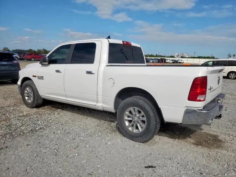2016 RAM 1500 SLT