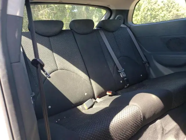 2010 HYUNDAI ACCENT SE  