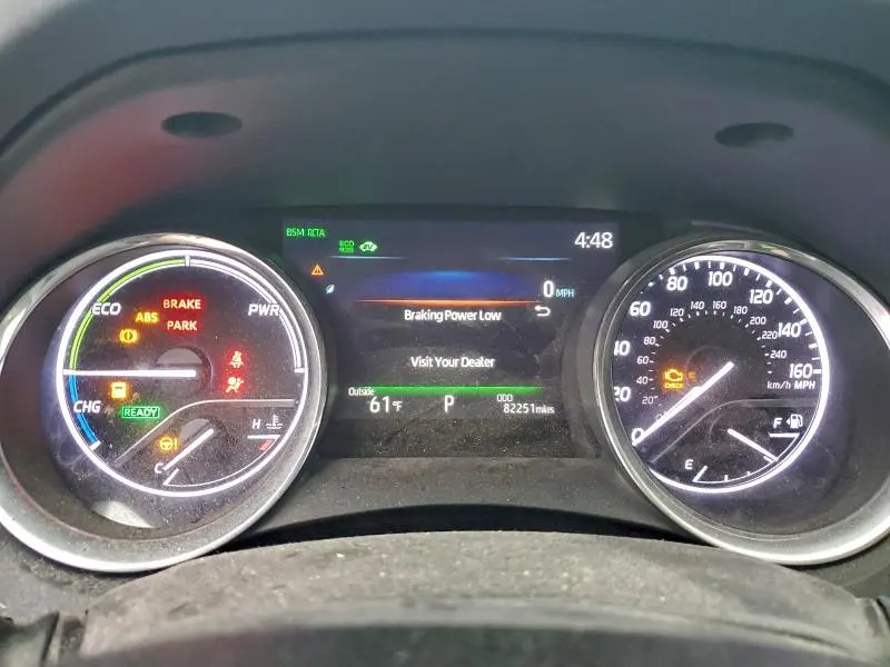 2020 TOYOTA CAMRY XLE  